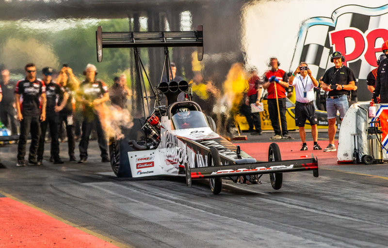 Ida Zetterström tävlar i Top Fuel. Ida Zetterström tävlar i Top Fuel.